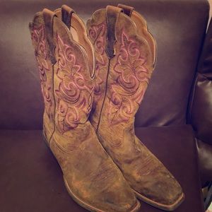 Ariat cowboy boots - distressed brown